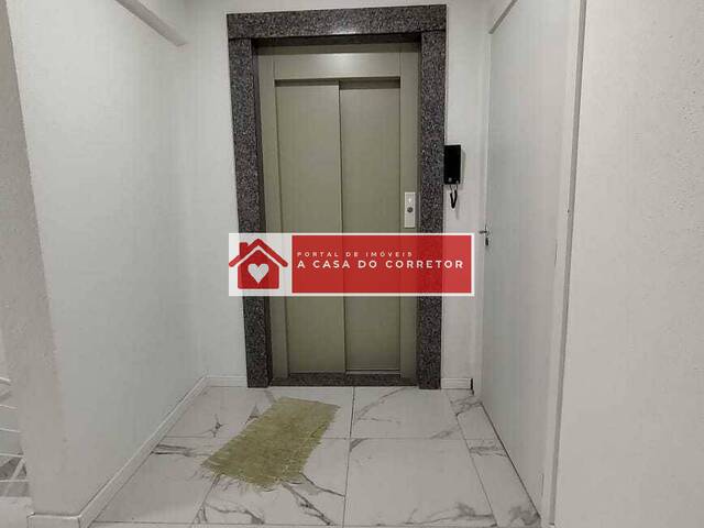 Apartamento para Venda em Caxias do Sul - 2
